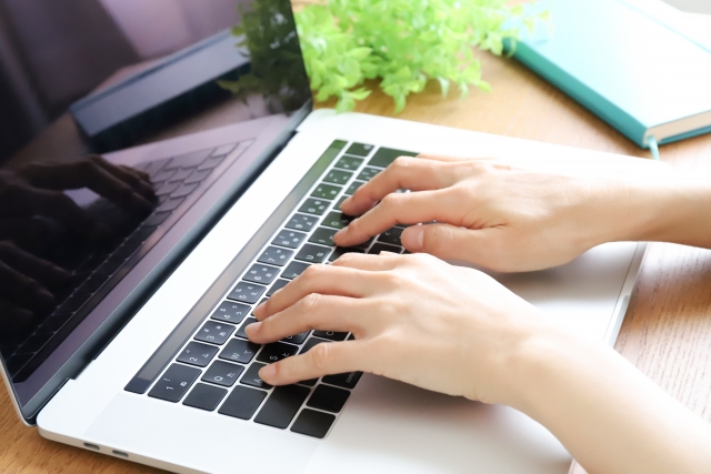 経理代行のメリット・デメリットを解説！導入前に知るべき注意点