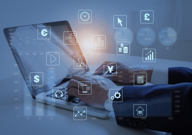 経理のデジタル化手順を解説！効率化と導入ポイント