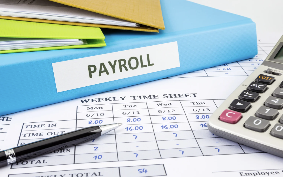 人事の給与計算はBPOで効率化！コストと属人化の課題を解決