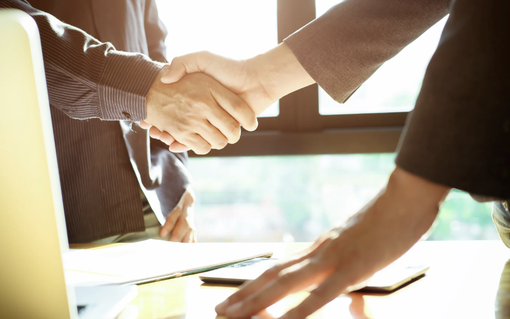 外部パートナーとの連携で叶う事業成長｜パートナー選びの方法