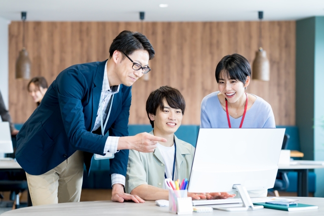 人手不足はモチベーションに影響する？やる気を向上させる施策とは