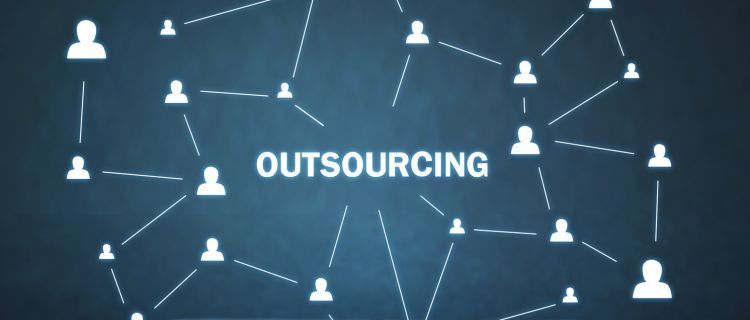 アウトソーシングとは？業務内容や確認しておくべき5つのポイントを紹介